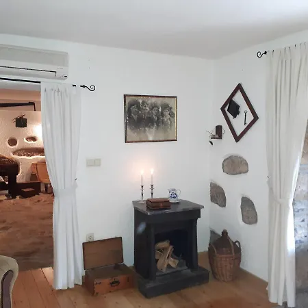 Kuca Za Odmor Mikleus بيت للعطل لوفغان